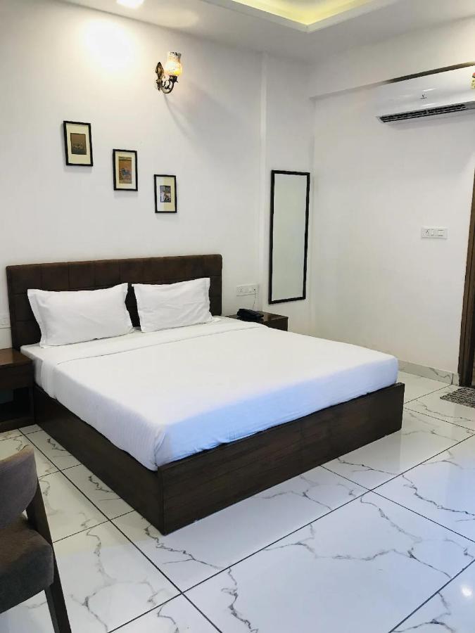 Hotel Aaradhya Udajpur Exteriér fotografie